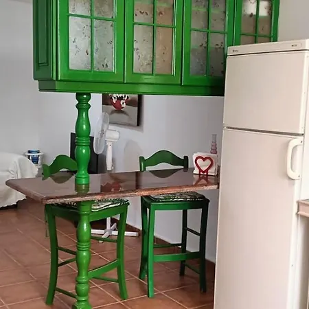 度假居 Matrimonial En Un Bajo Bano Compartido Areas Compartidas Abades (Tenerife)