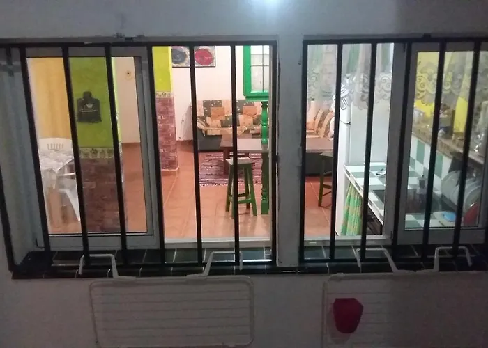 Matrimonial En Un Bajo Bano Compartido Areas Compartidas 度假居 Abades (Tenerife)