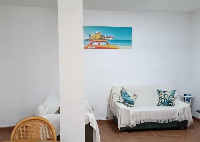 Matrimonial En Un Bajo Bano Compartido Areas Compartidas Дом отдыха *