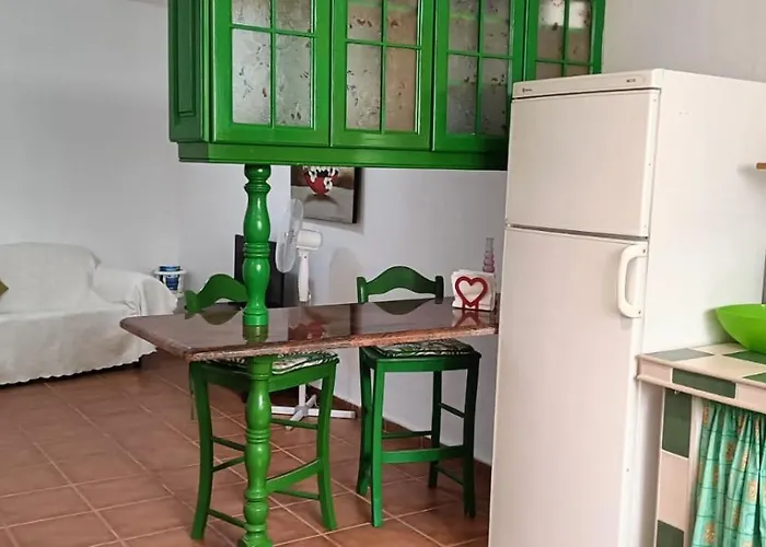 度假居 Matrimonial En Un Bajo Bano Compartido Areas Compartidas Abades (Tenerife)