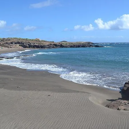Matrimonial En Un Bajo Bano Compartido Areas Compartidas Dom wakacyjny Abades (Tenerife)