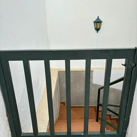 Matrimonial En Un Bajo Bano Compartido Areas Compartidas * Abades (Tenerife)