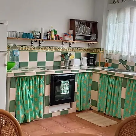 Casa vacanze Matrimonial En Un Bajo Bano Compartido Areas Compartidas