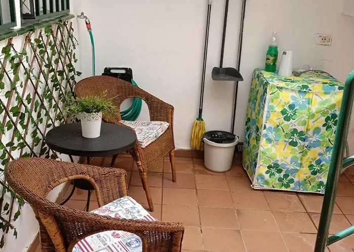 Σπίτι διακοπών Matrimonial En Un Bajo Bano Compartido Areas Compartidas *