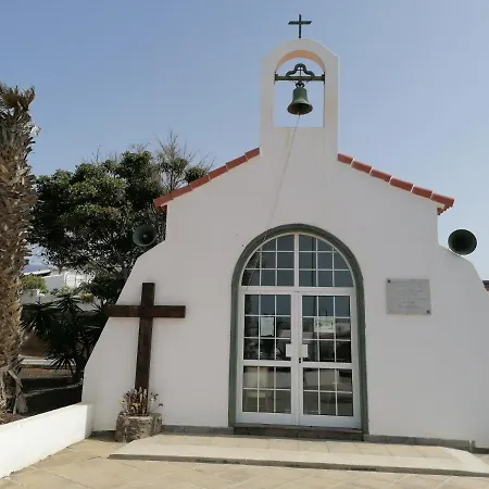 Matrimonial En Un Bajo Bano Compartido Areas Compartidas בית נופש *
